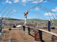 Gilles remonte la serre dOlzii news  27 Mongolie invisible